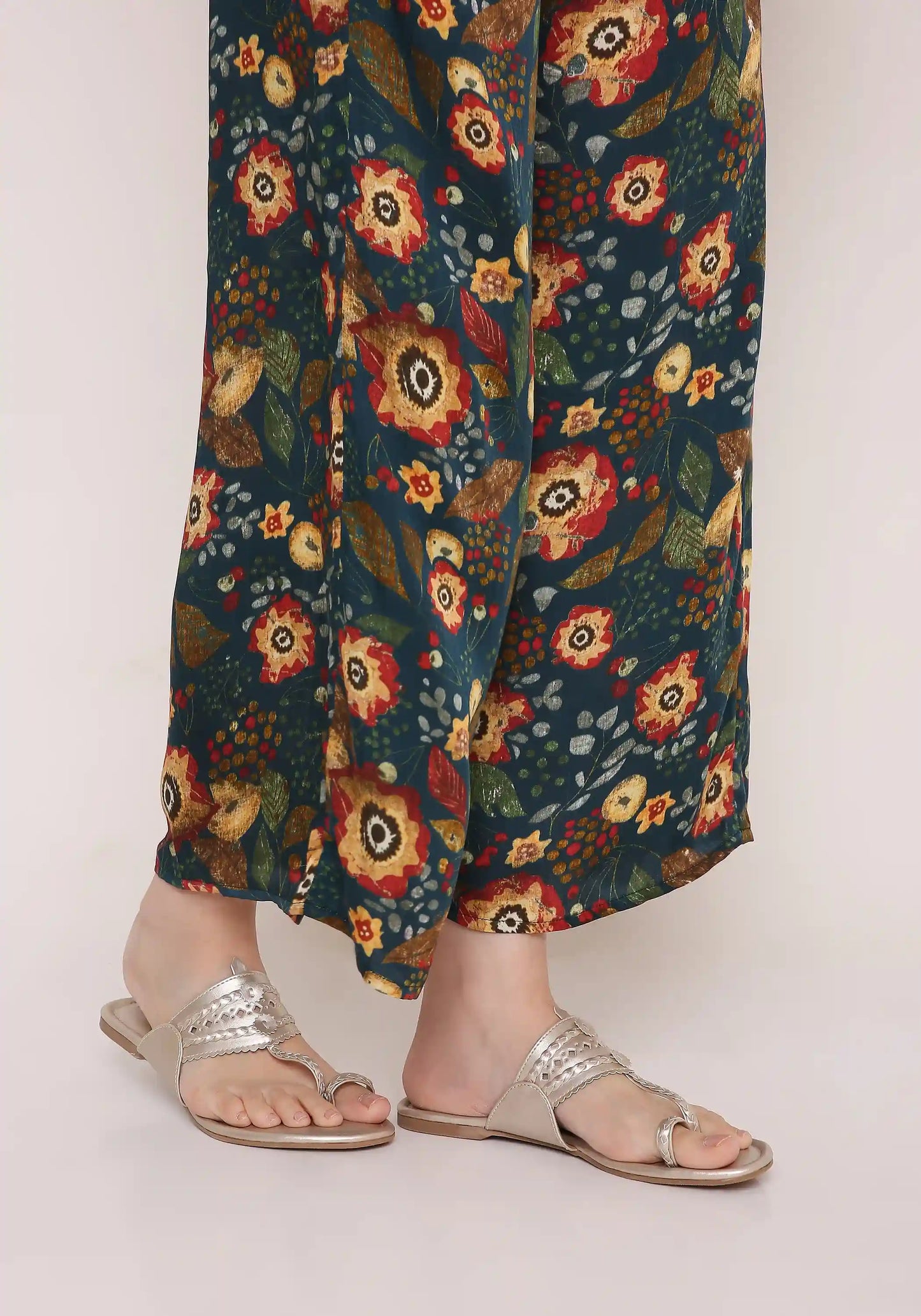 Champagne Gold Kolhapuri
