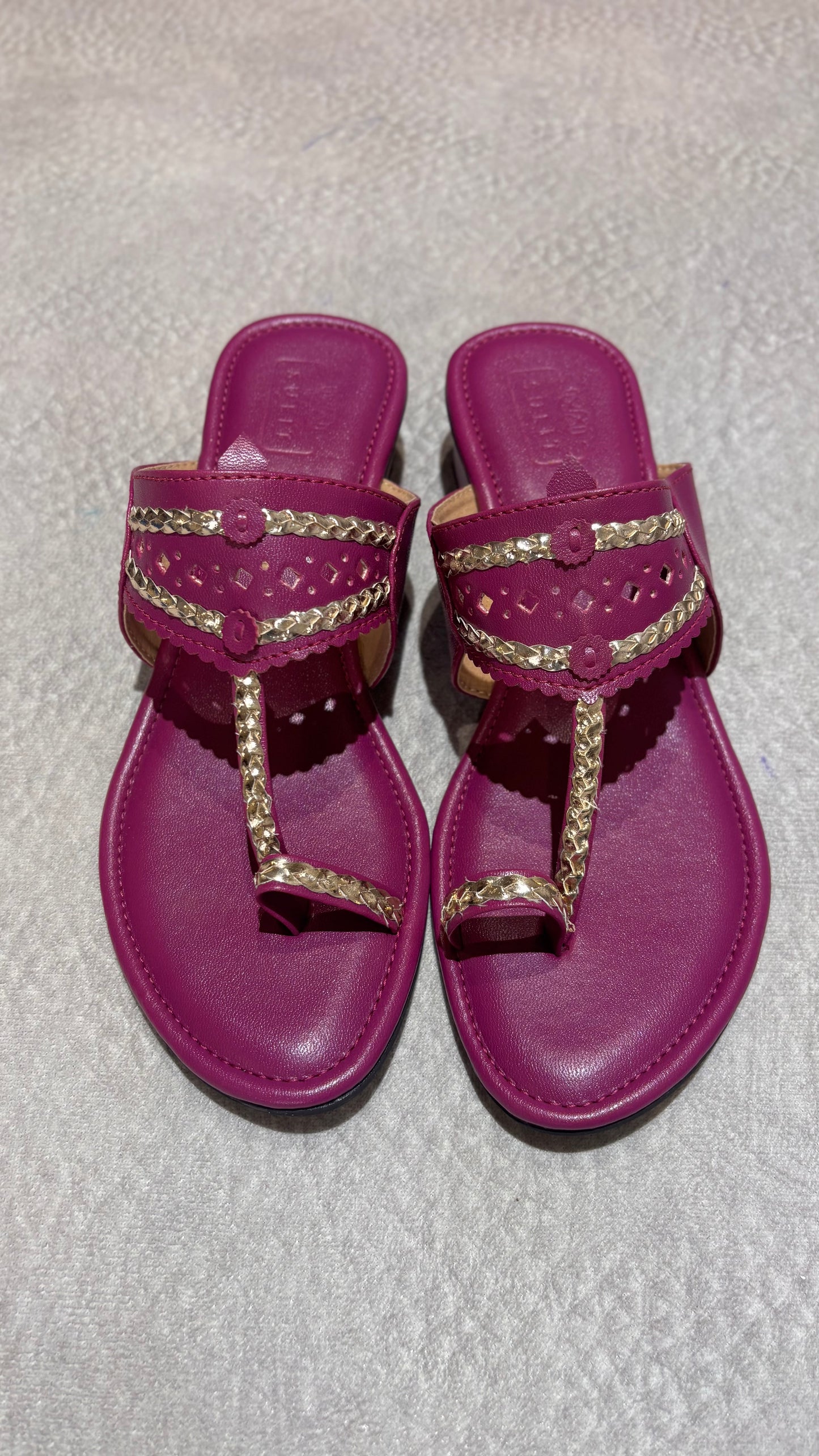 Magenta Kolhapuri Box Heel