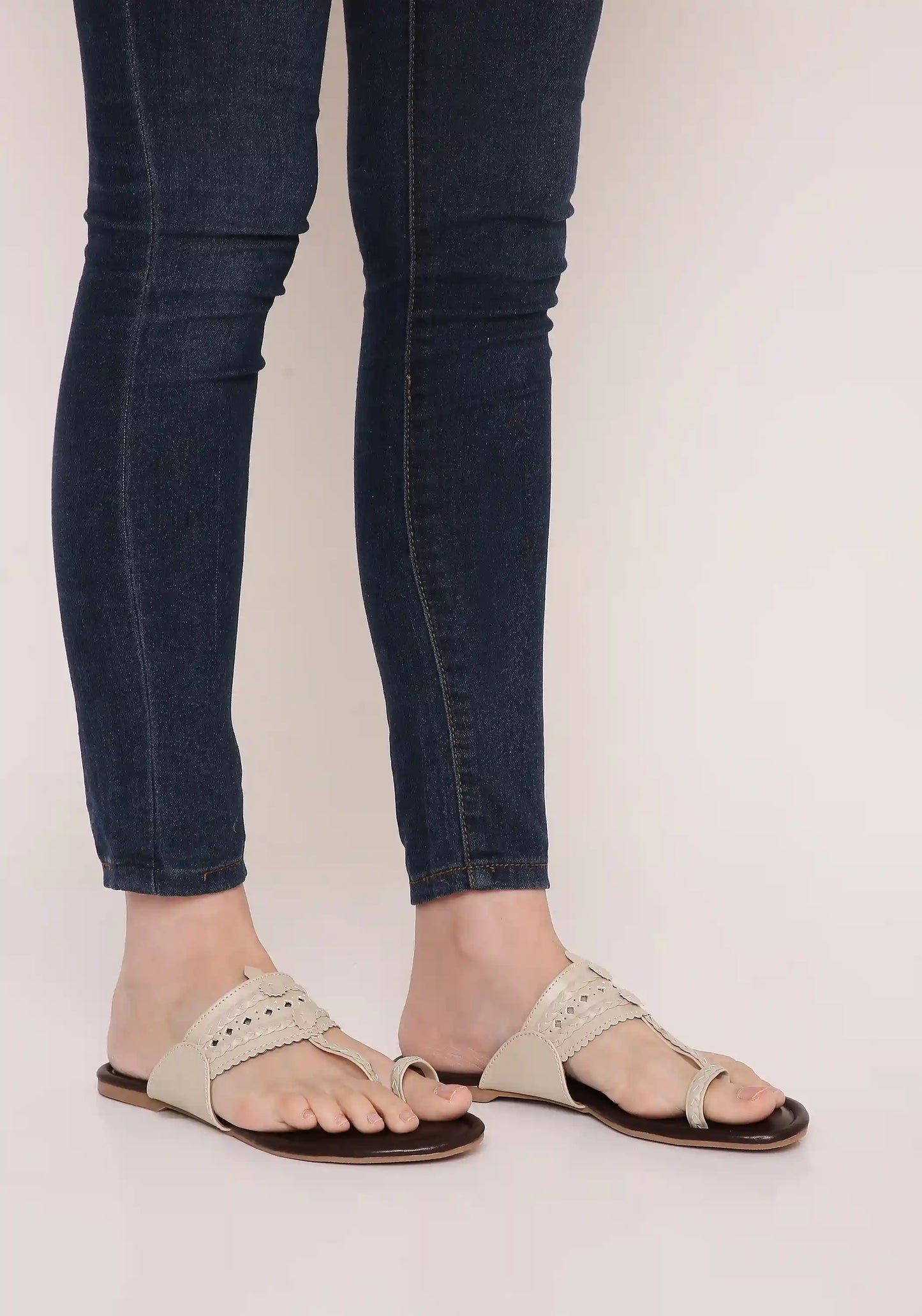 Dark Brown And Beige Kolhapuri