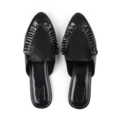 RUFFLE MULES BLACK